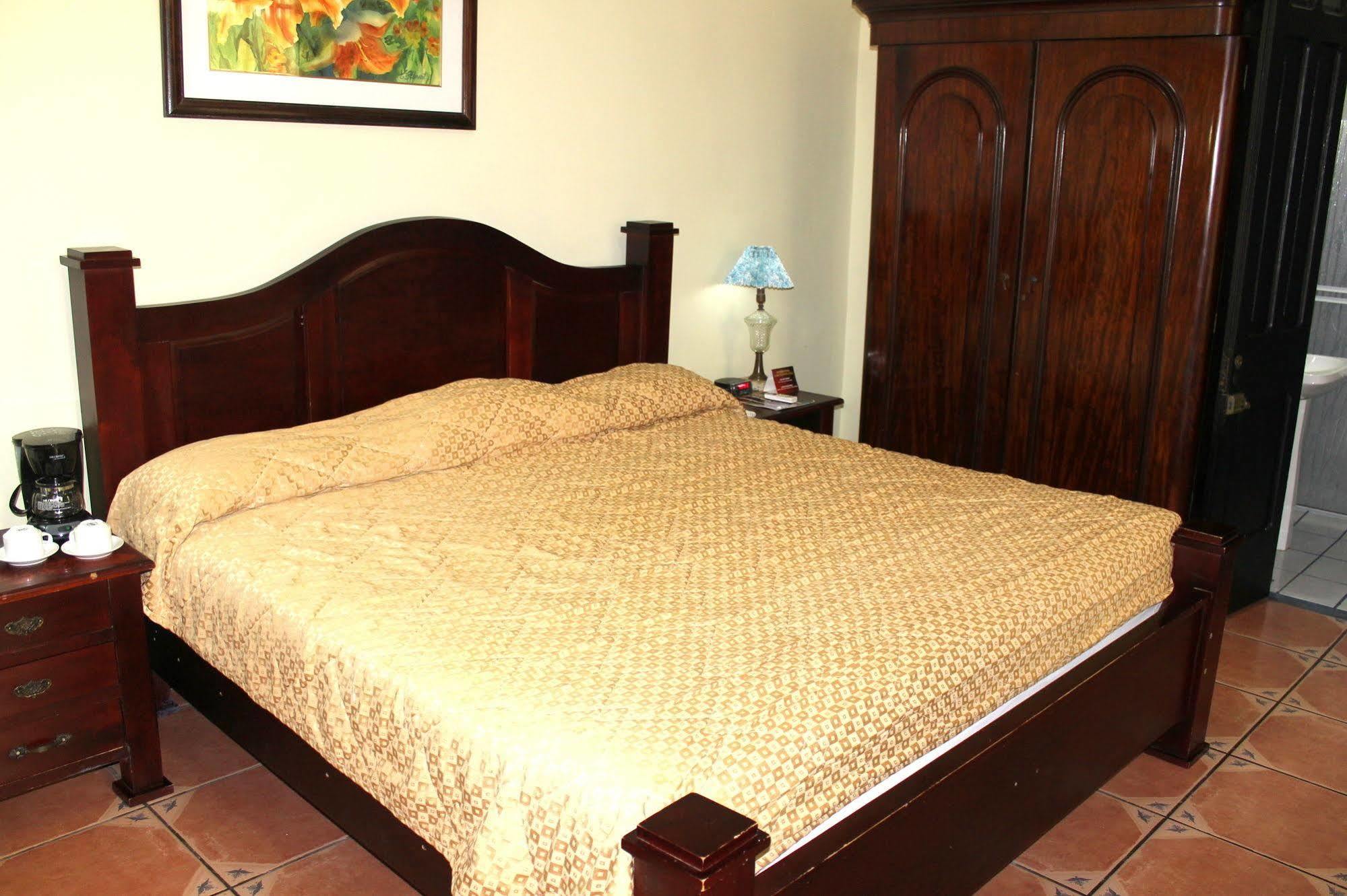 Sportsmens - Gentlemen's Club (adults Only) Hotel 4*