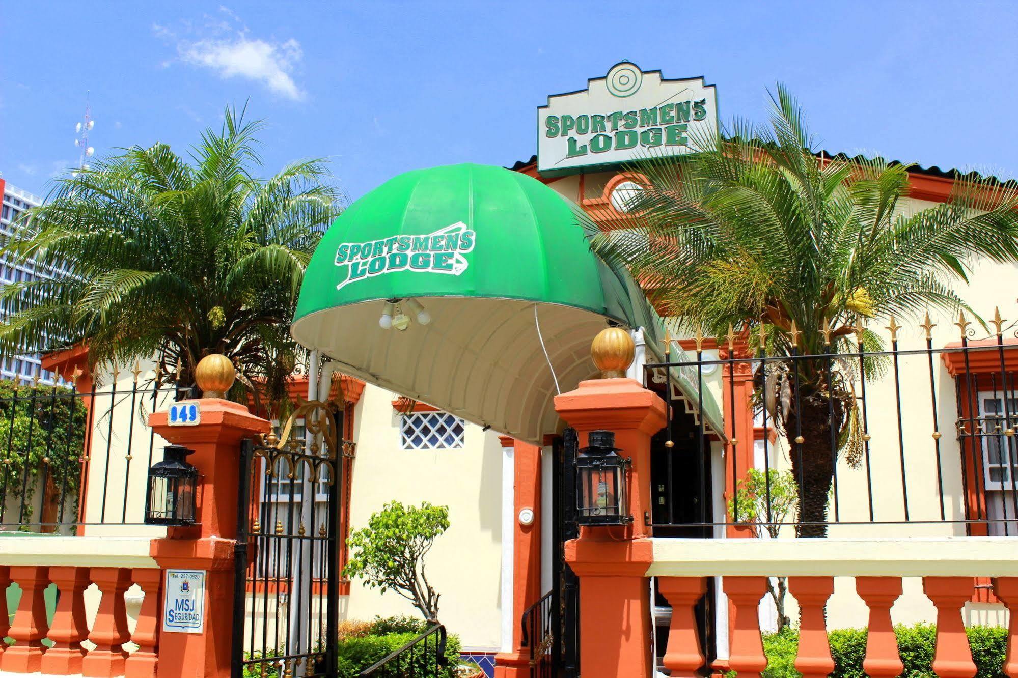 Hotel Sportsmens - Gentlemen's Club (adults Only) 4*