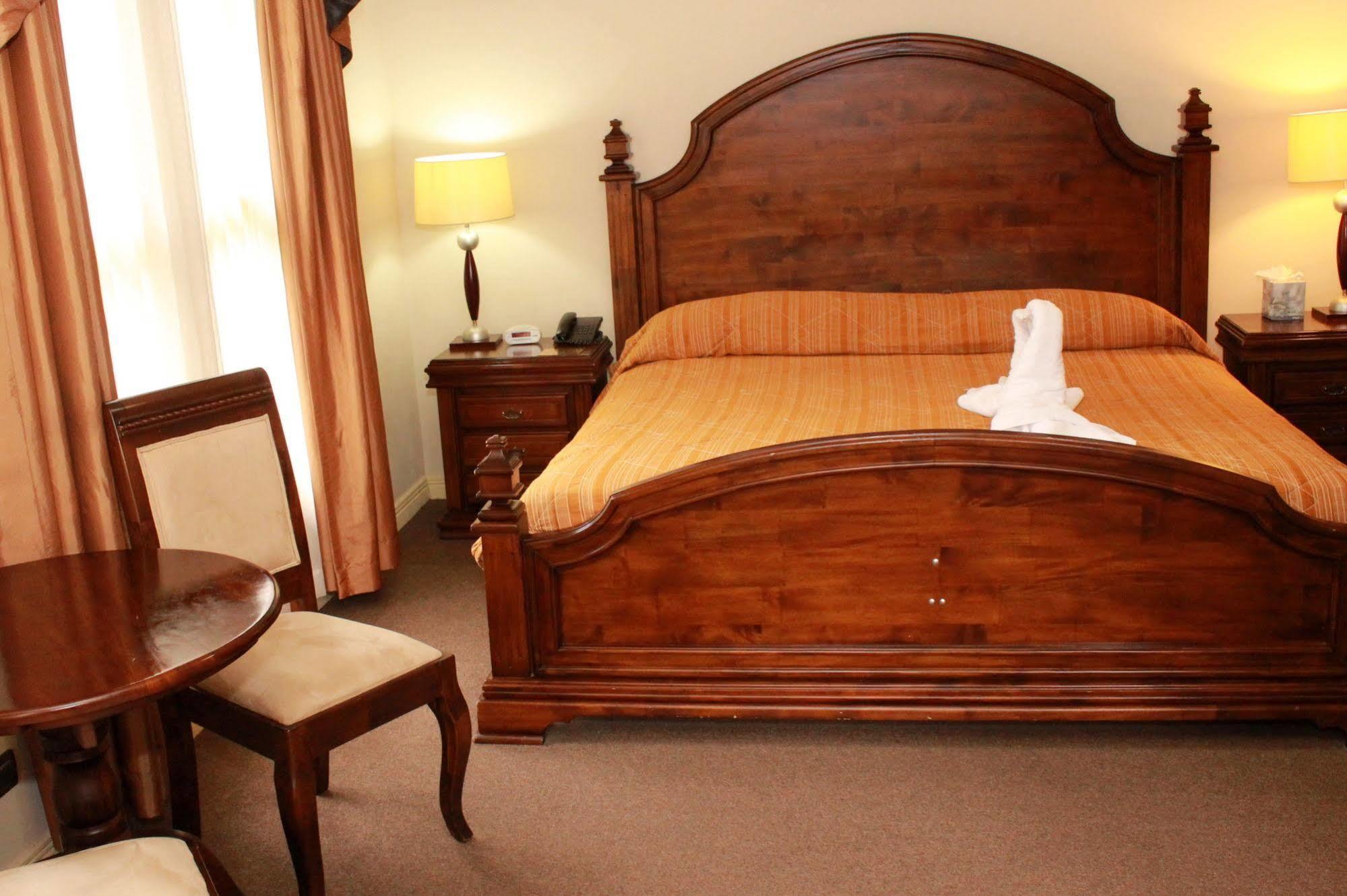 Hotel Sportsmens - Gentlemen's Club (adults Only) 4*